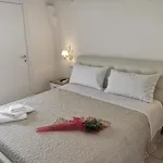 San Giovanni 9 3*