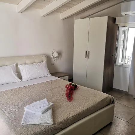 Bed & Breakfast San Giovanni 9