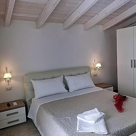 Bed & Breakfast San Giovanni 9