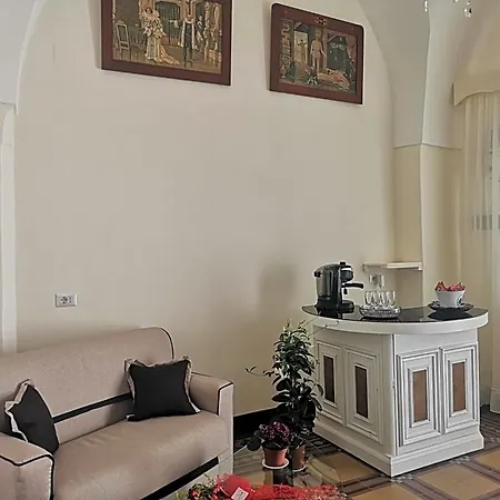 Bed & Breakfast San Giovanni 9 3*